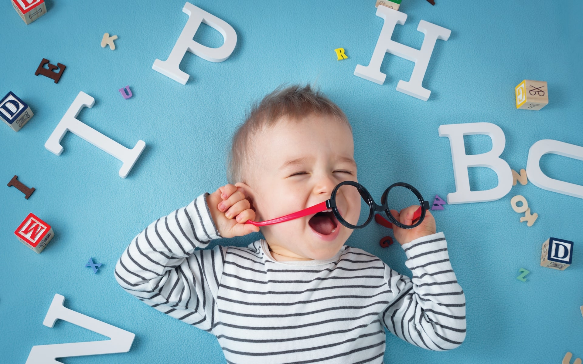 Humans are born with brains prewired to see words and letters Humans are born with brains prewired to see words and letters